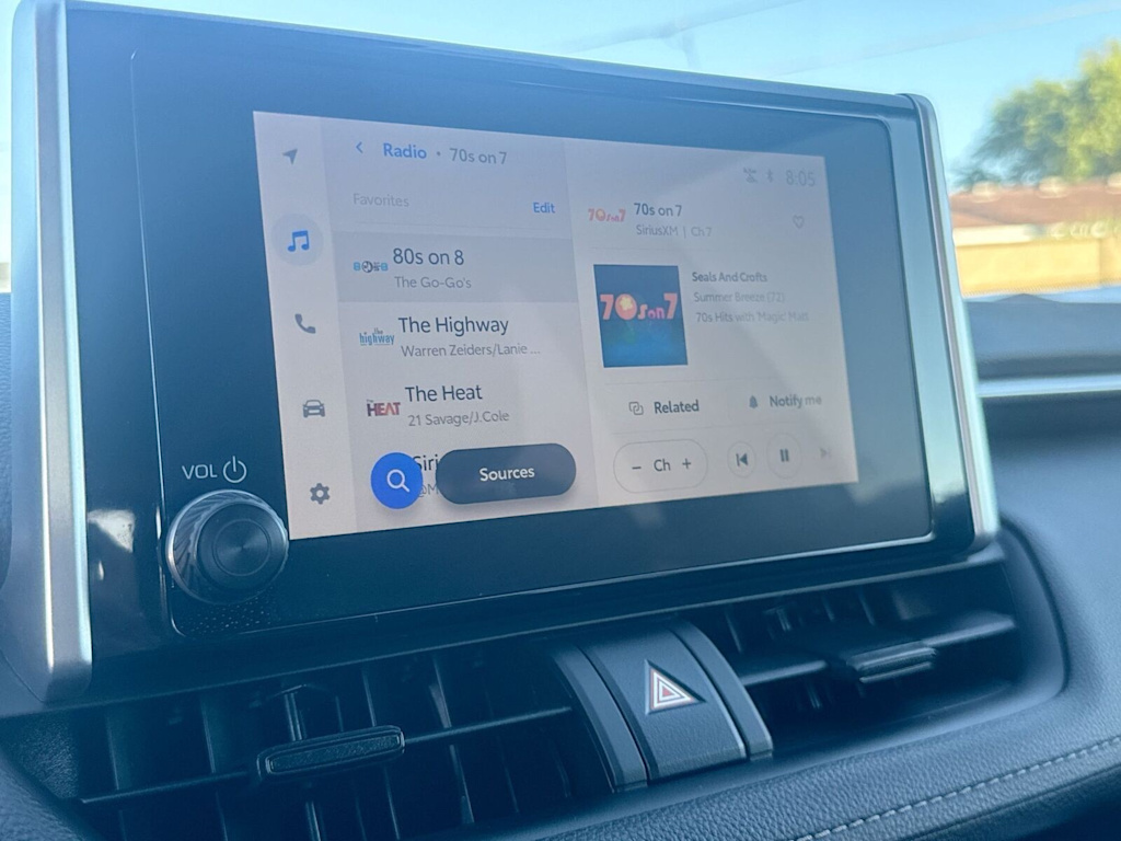 Thumbnail: 2024 Toyota RAV4 - 25