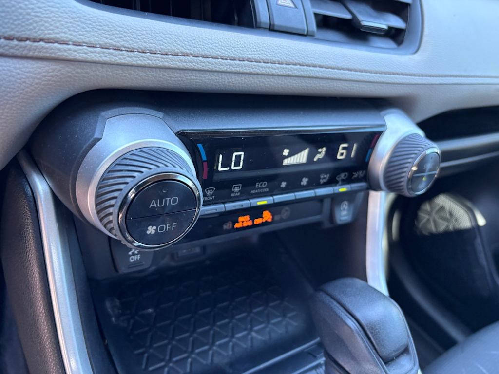 Thumbnail: 2024 Toyota RAV4 - 23