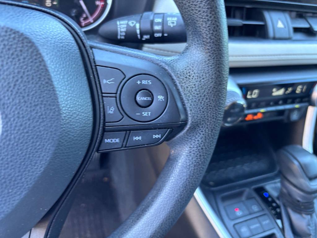 Thumbnail: 2024 Toyota RAV4 - 21