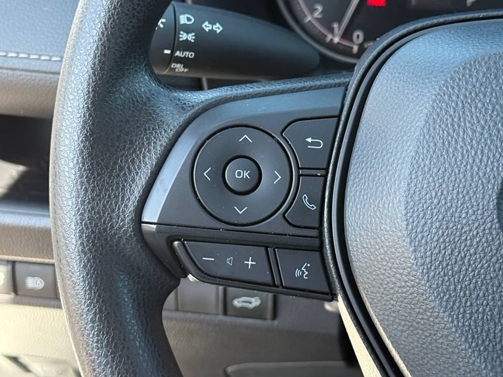 Thumbnail: 2025 Toyota RAV4 - 24