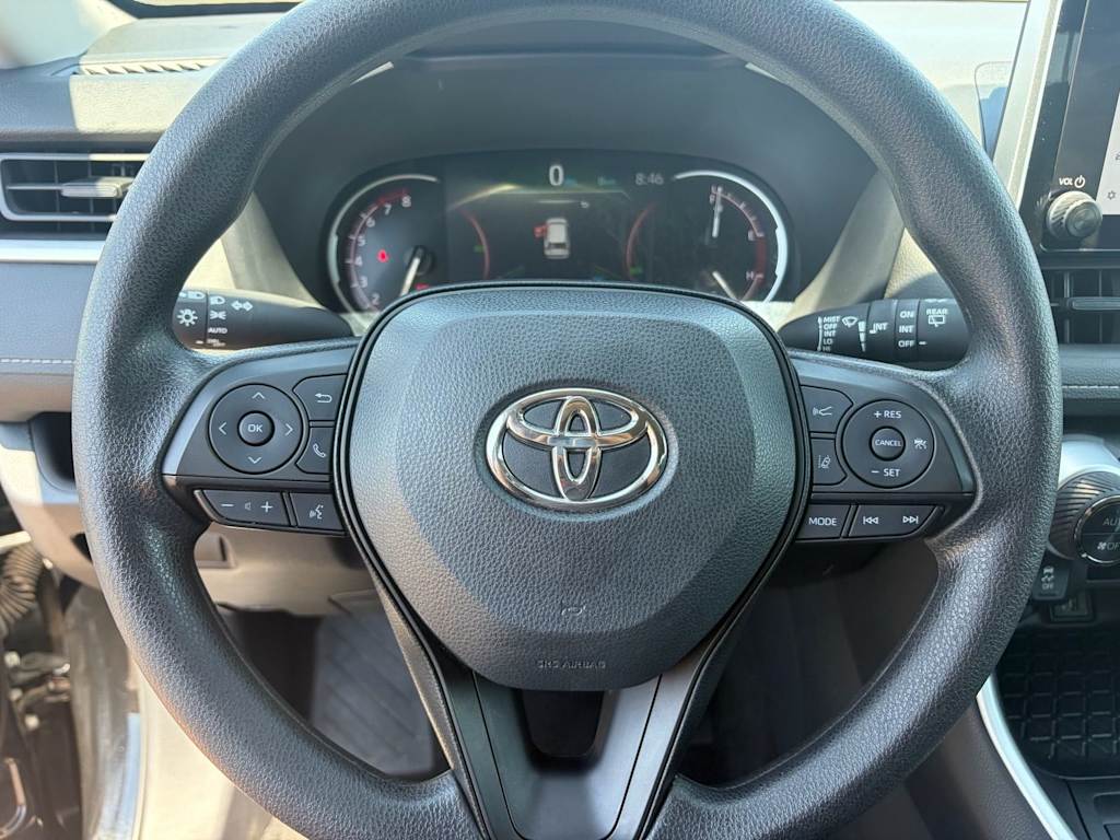 Thumbnail: 2025 Toyota RAV4 - 17