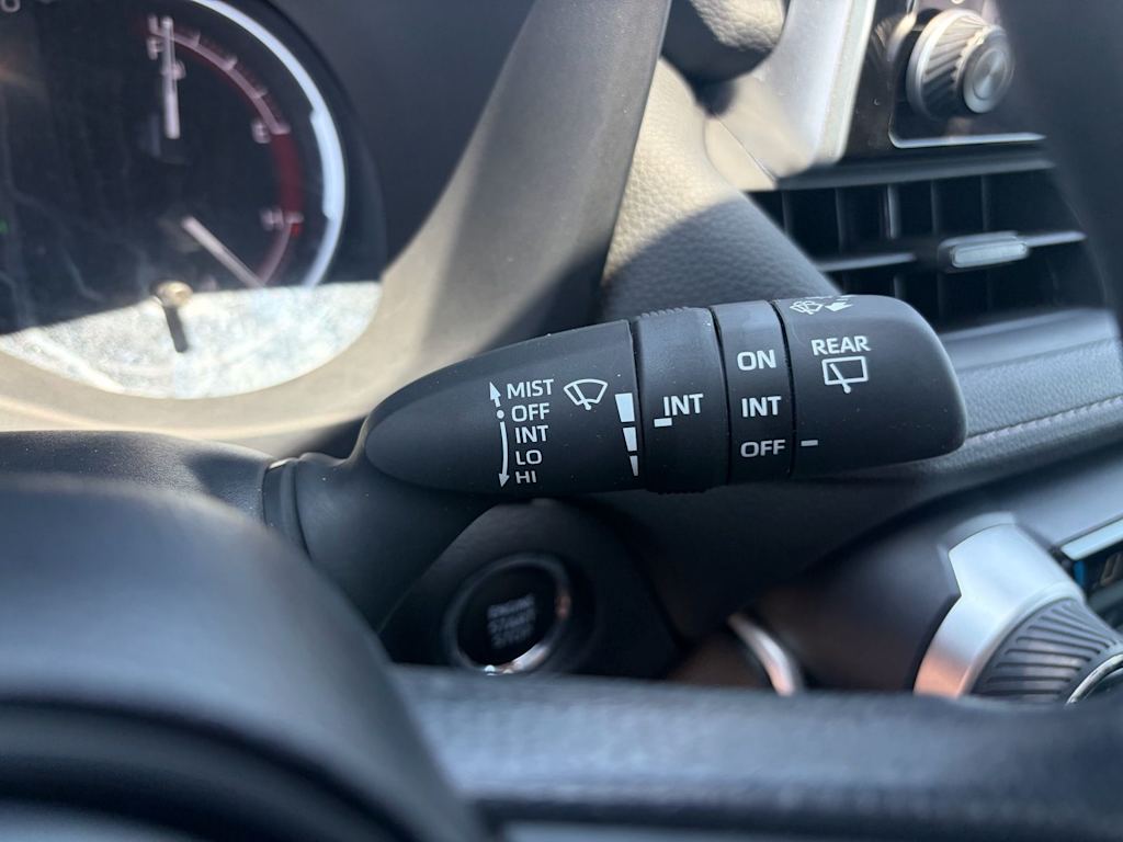 Thumbnail: 2025 Toyota RAV4 - 20