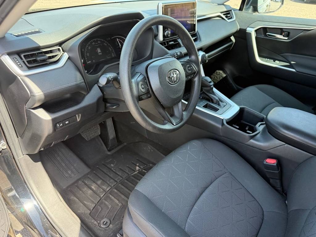 Thumbnail: 2023 Toyota RAV4 - 7