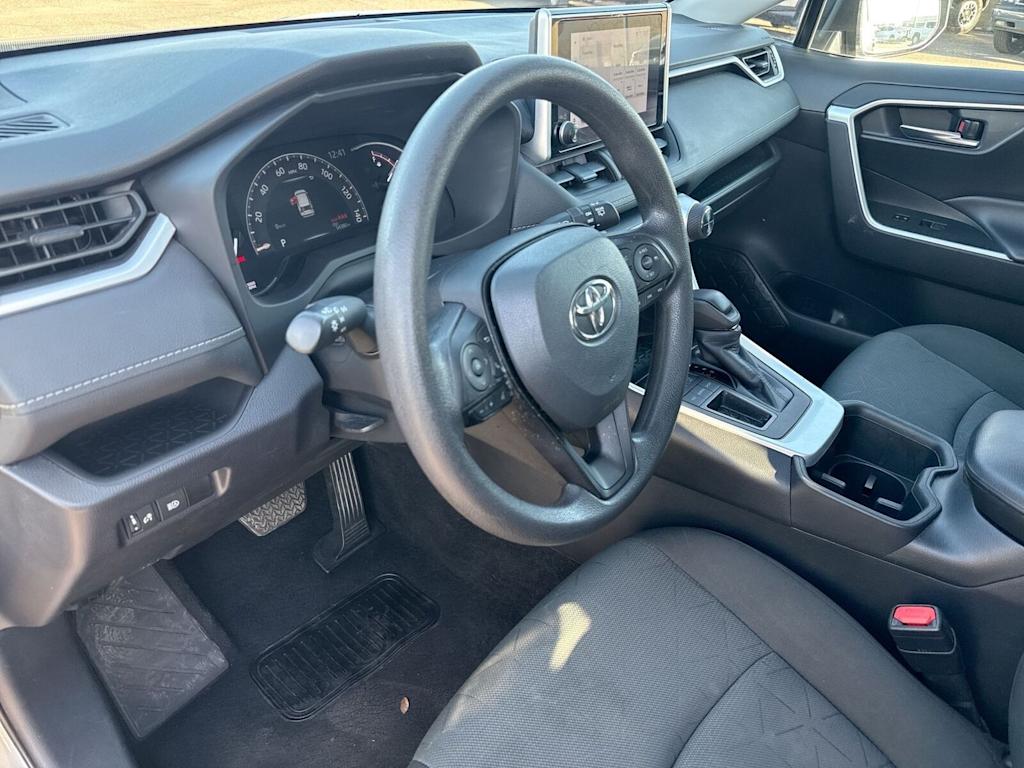 Thumbnail: 2024 Toyota RAV4 - 14