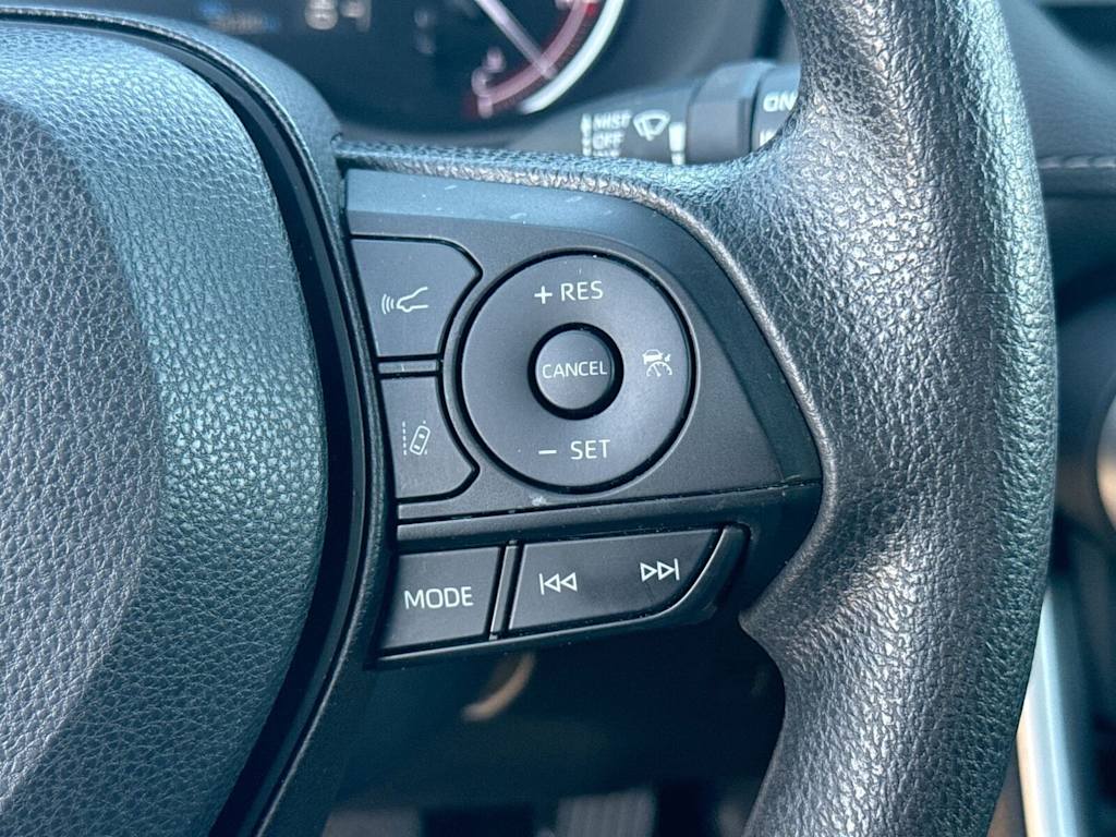 Thumbnail: 2024 Toyota RAV4 - 31