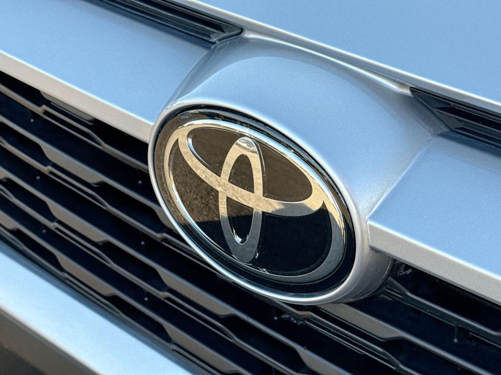 Thumbnail: 2024 Toyota RAV4 - 7