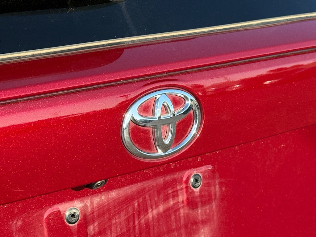 Thumbnail: 2025 Toyota RAV4 - 17