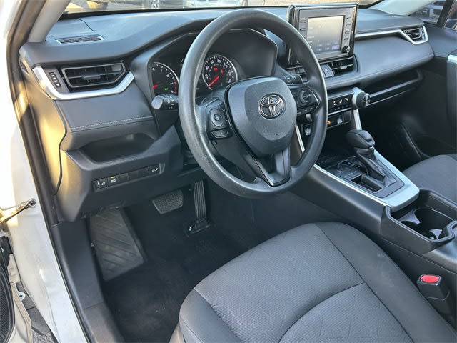 2019 Toyota RAV4 XLE 2