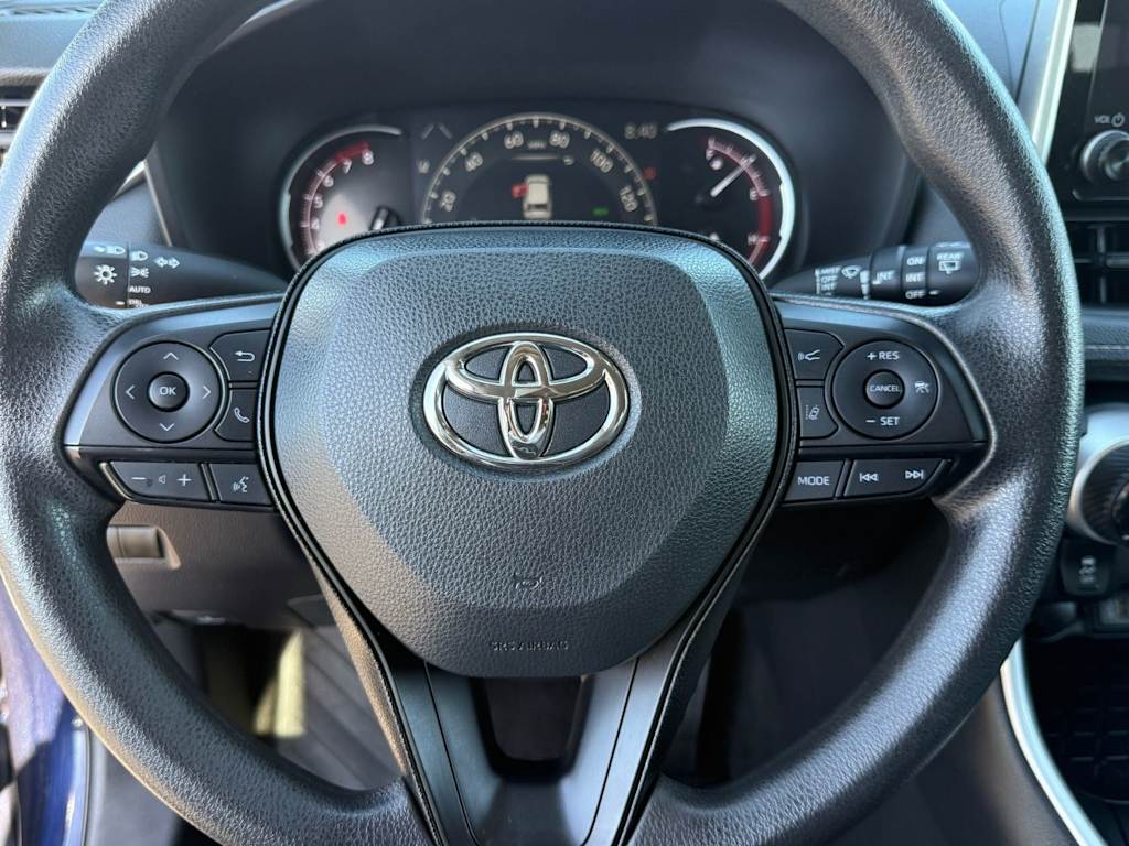 Thumbnail: 2025 Toyota RAV4 - 21