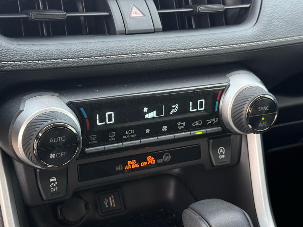 Thumbnail: 2024 Toyota RAV4 - 24