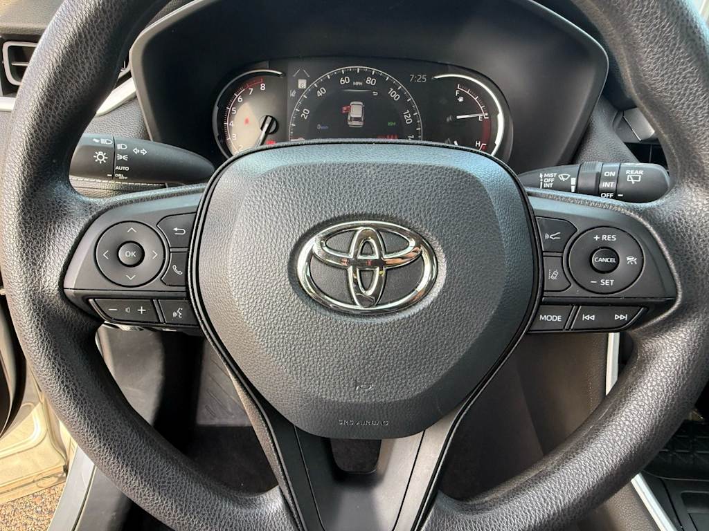 Thumbnail: 2024 Toyota RAV4 - 23