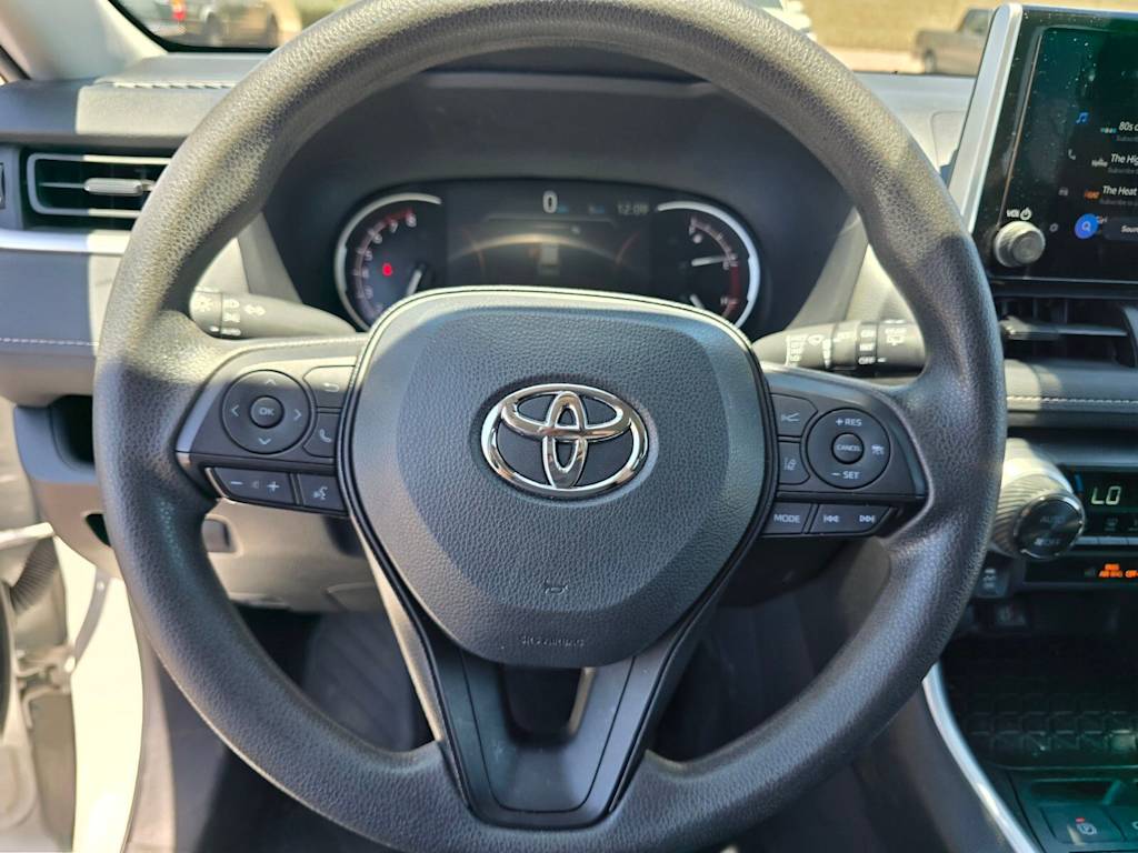 Thumbnail: 2024 Toyota RAV4 - 12