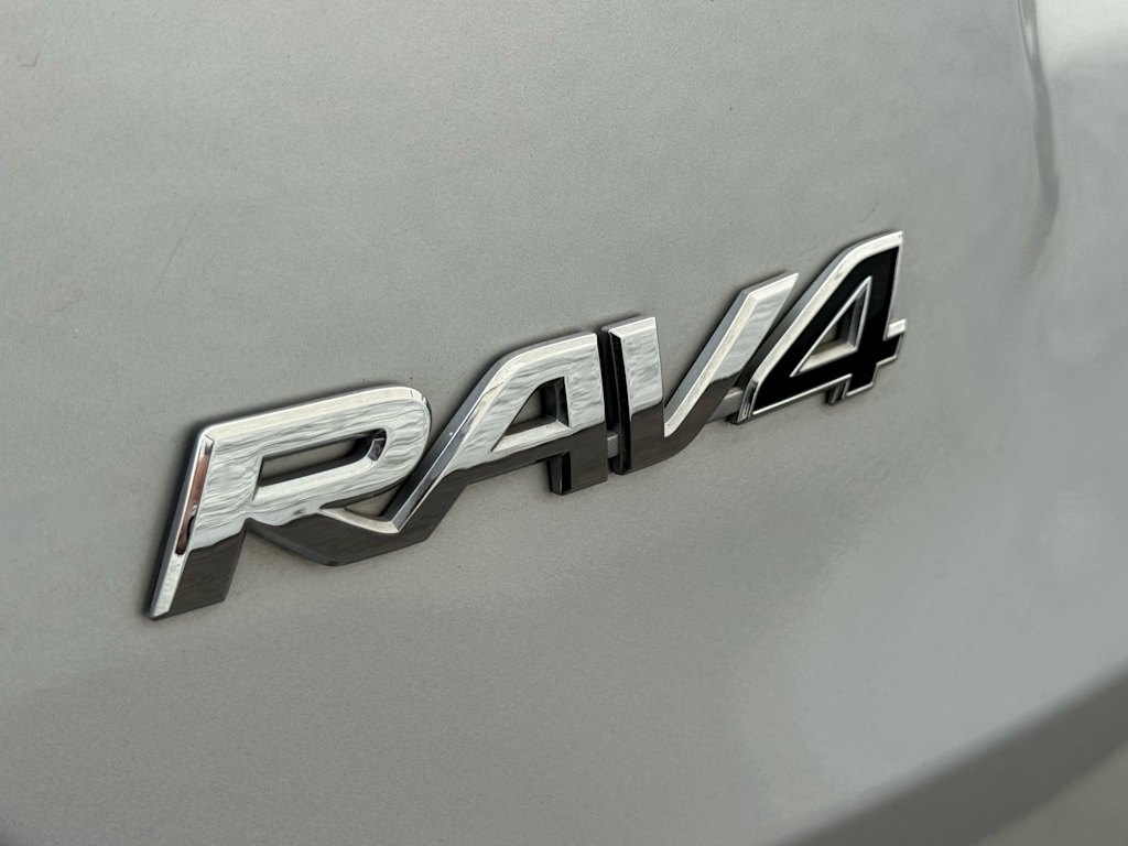 Thumbnail: 2015 Toyota RAV4 - 5
