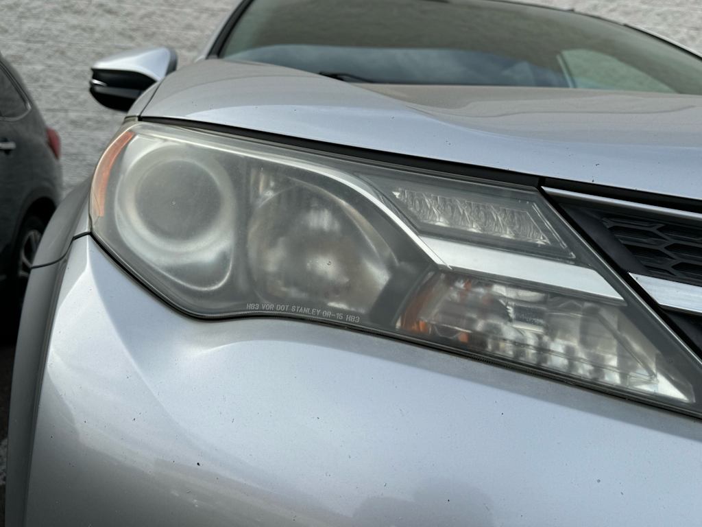 Thumbnail: 2015 Toyota RAV4 - 18