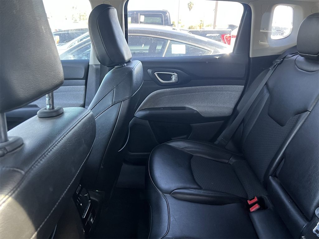 2022 Jeep Compass Latitude 17