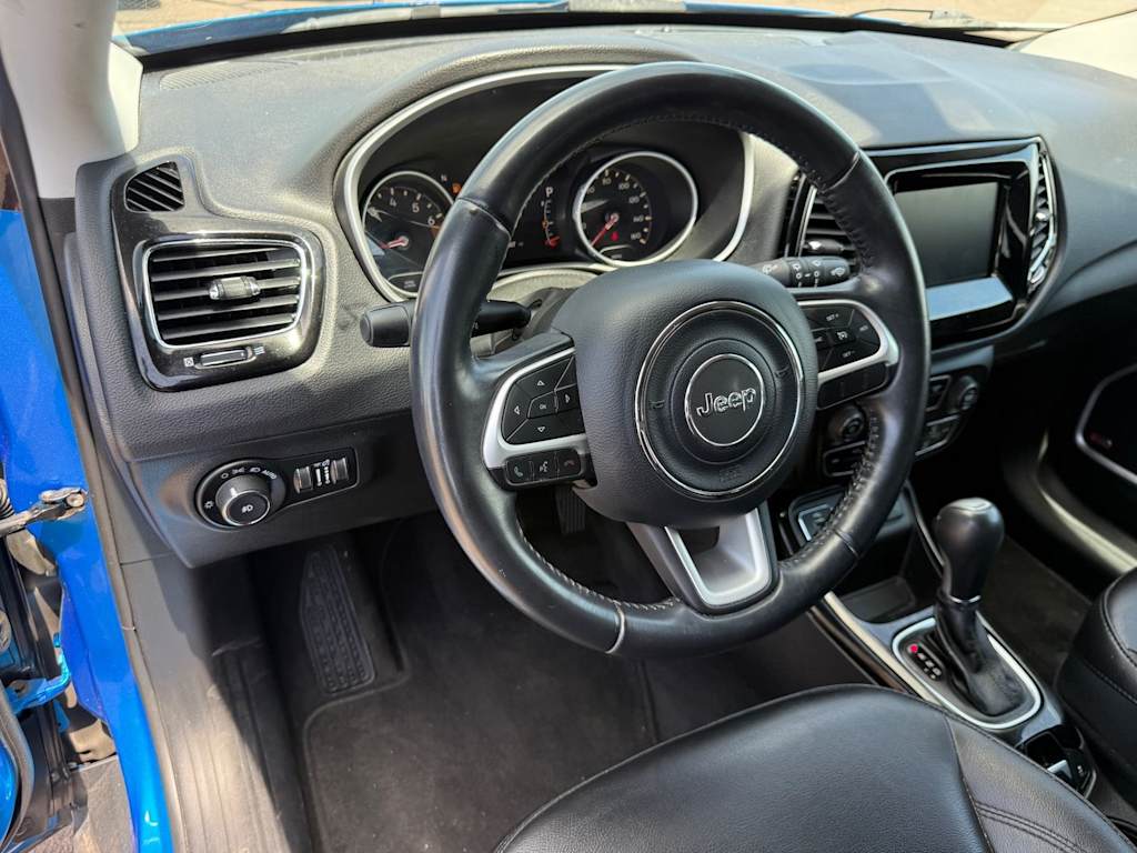 Thumbnail: 2018 Jeep Compass - 2
