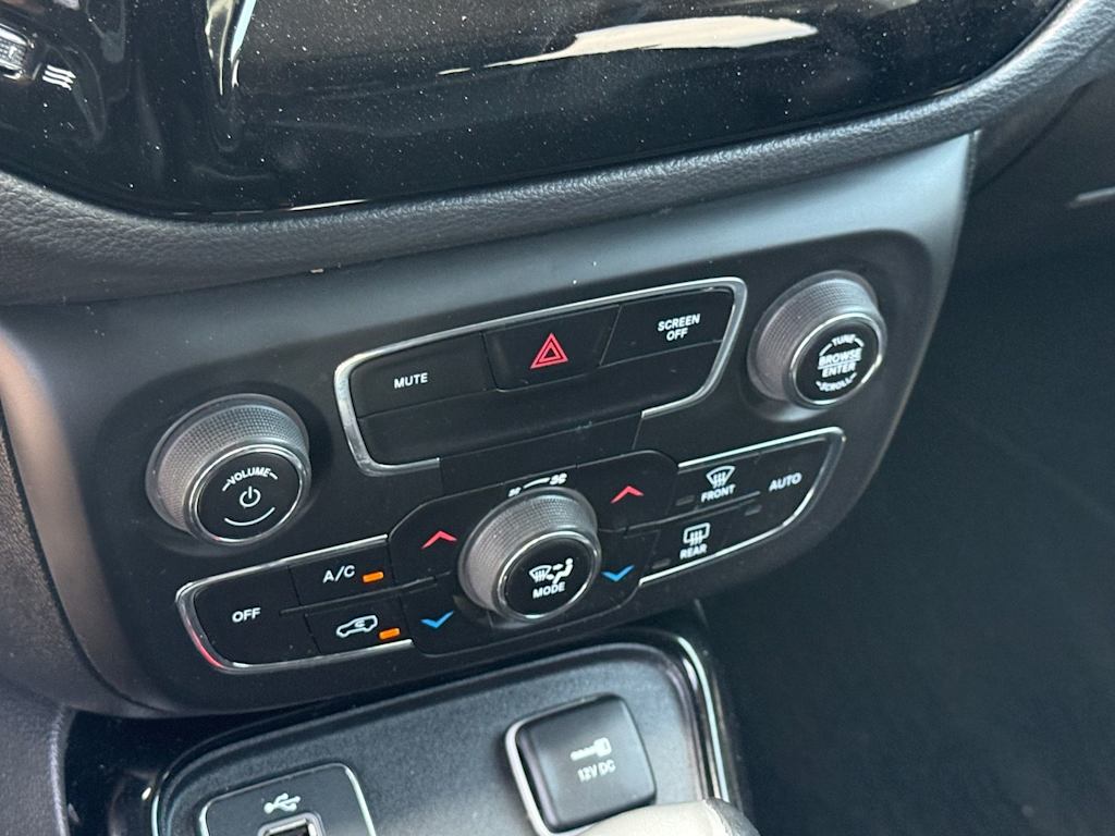 Thumbnail: 2018 Jeep Compass - 20