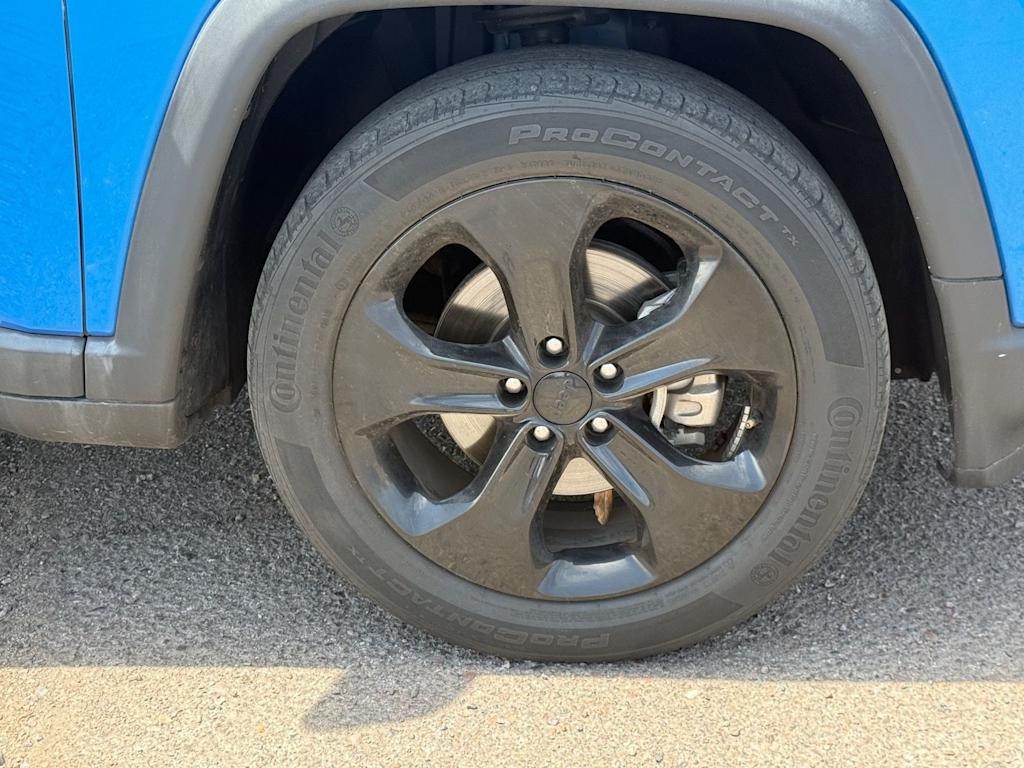 Thumbnail: 2018 Jeep Compass - 6