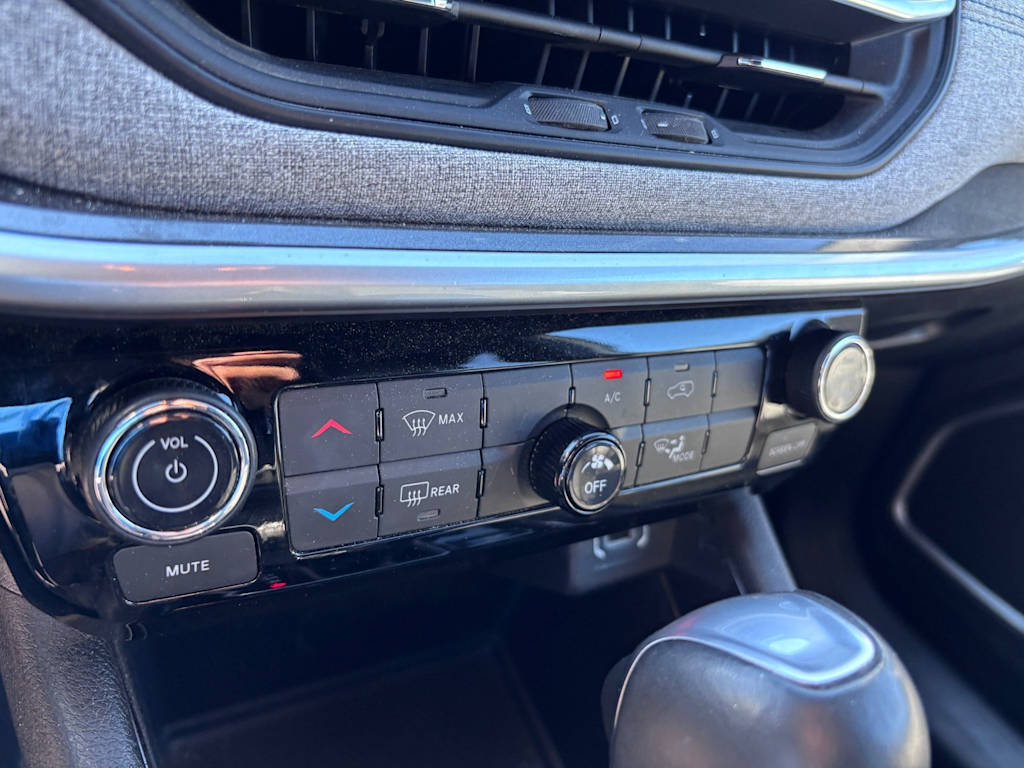 Thumbnail: 2024 Jeep Compass - 19