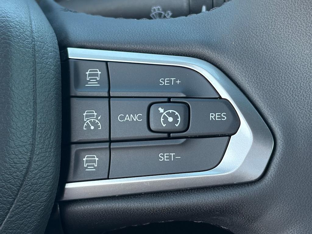 Thumbnail: 2024 Jeep Compass - 25