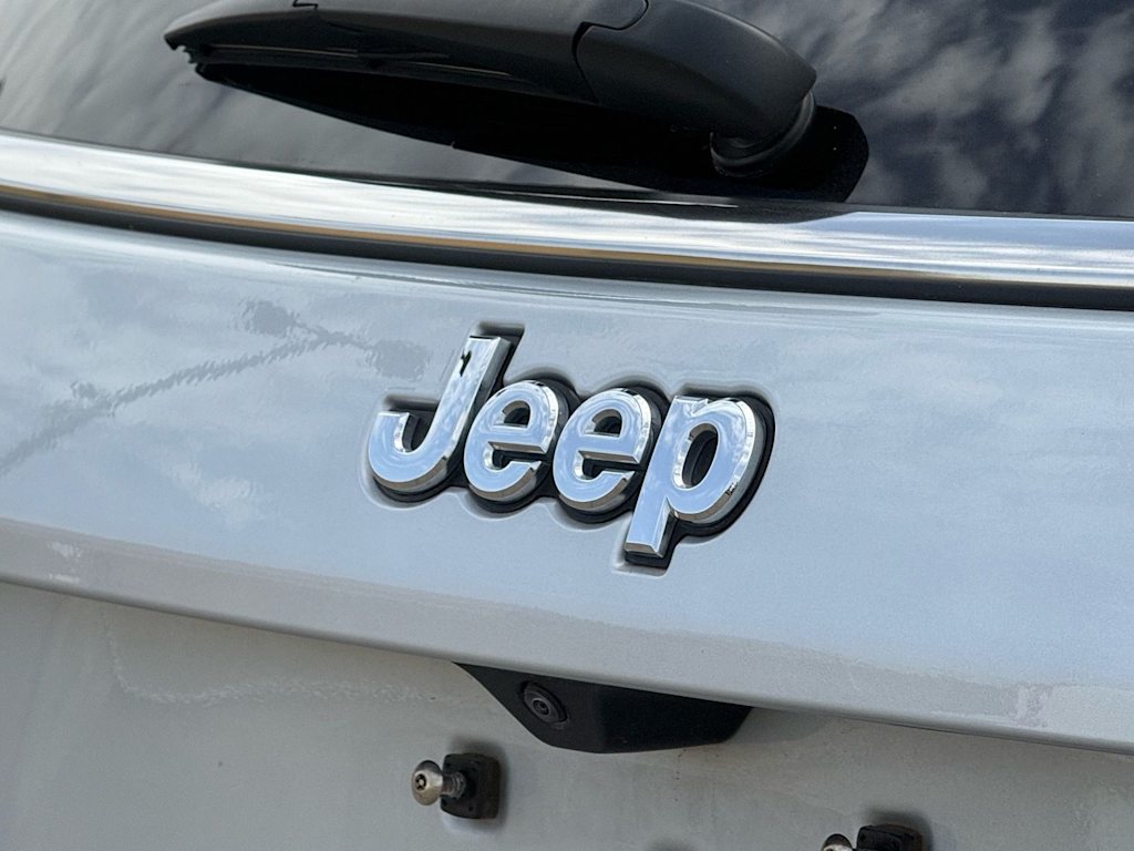 Thumbnail: 2024 Jeep Compass - 21