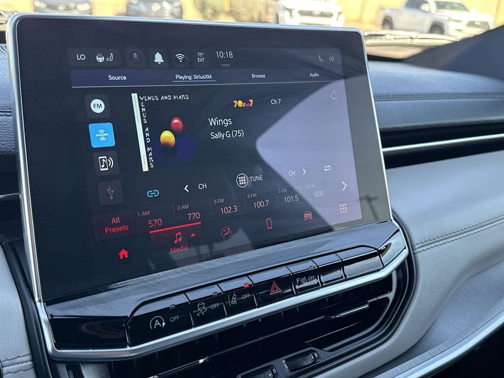 Thumbnail: 2025 Jeep Compass - 25