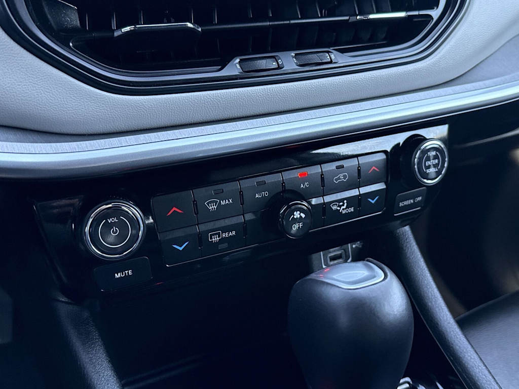 Thumbnail: 2025 Jeep Compass - 28