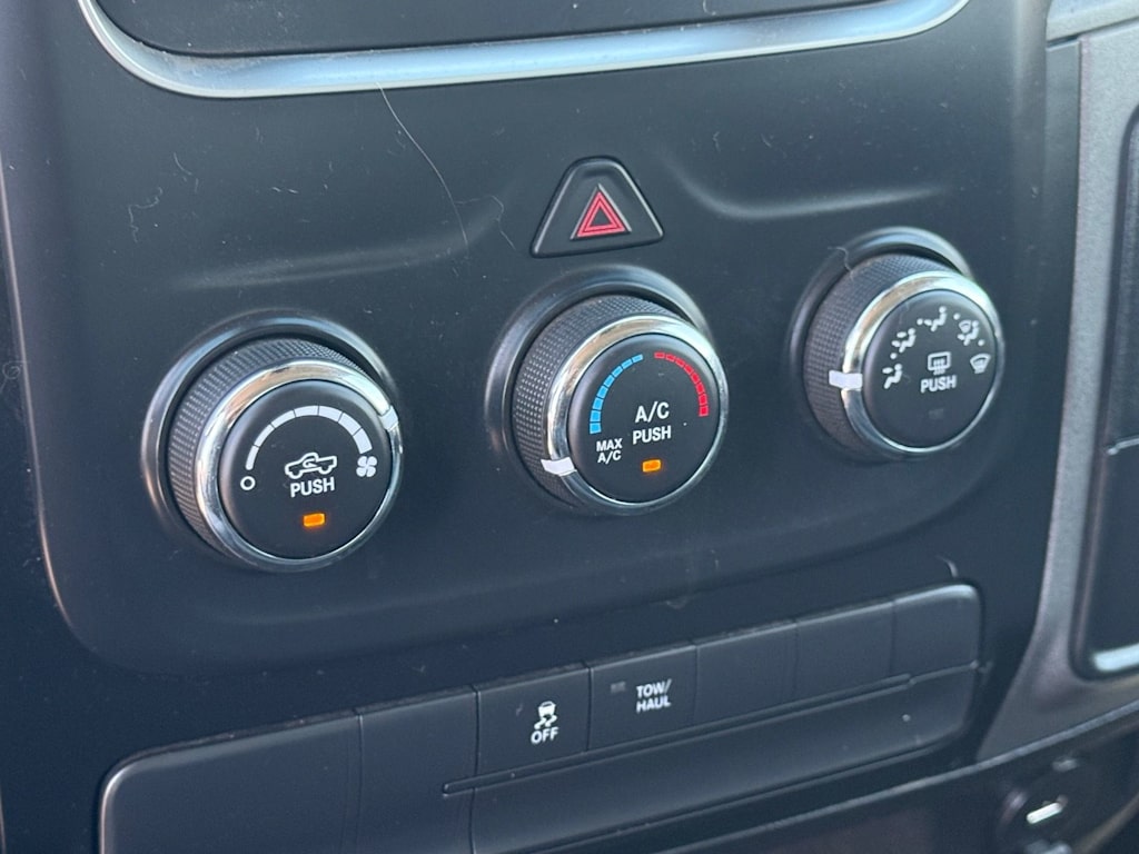 Thumbnail: 2020 RAM 1500 - 22