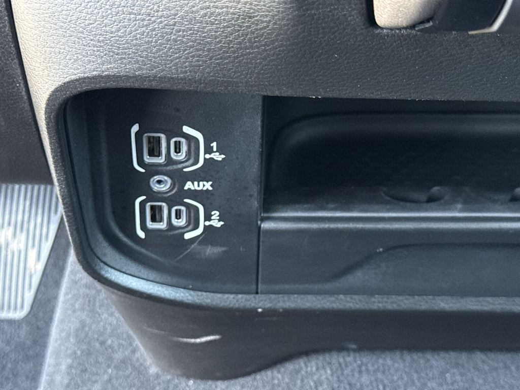 2024 RAM 2500 Laramie 26