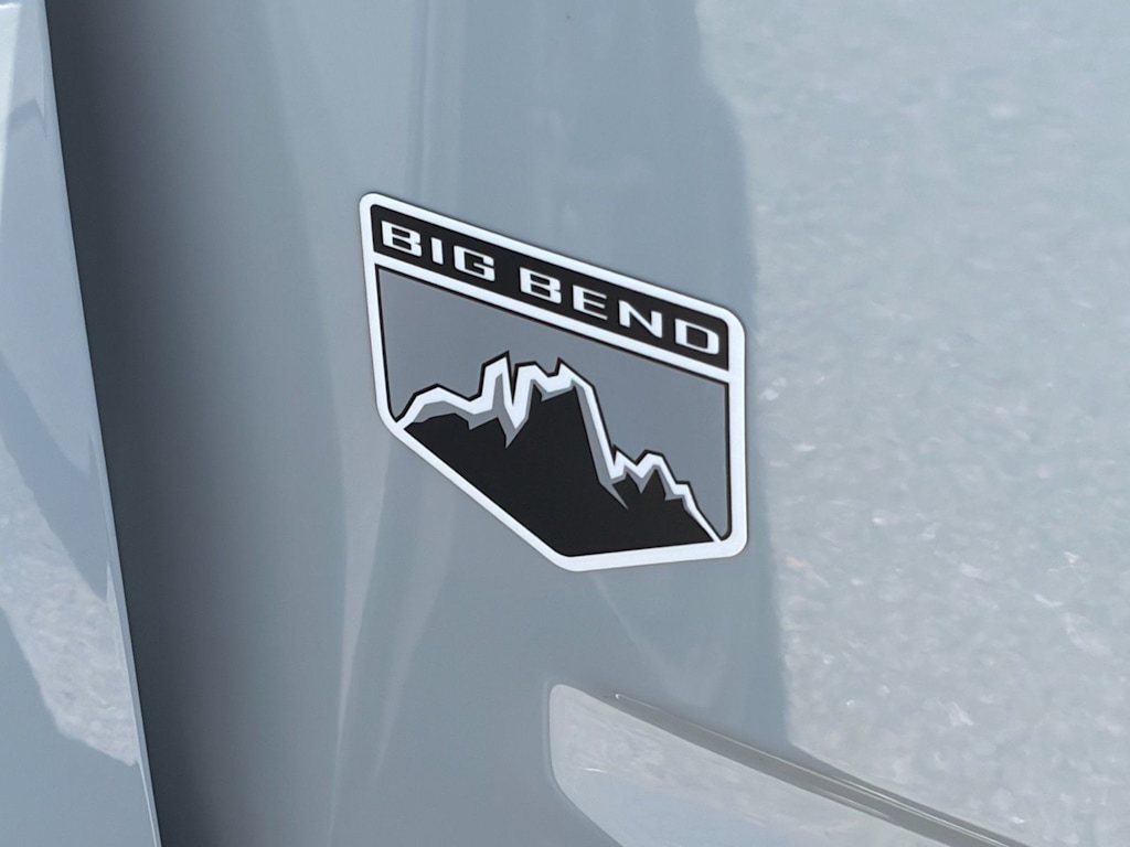 Thumbnail: 2021 Ford Bronco Sport - 21