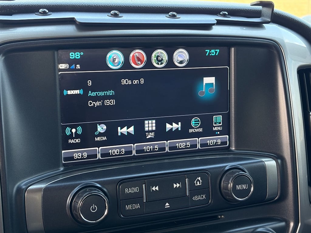 Thumbnail: 2017 Chevrolet Silverado 1500 - 10