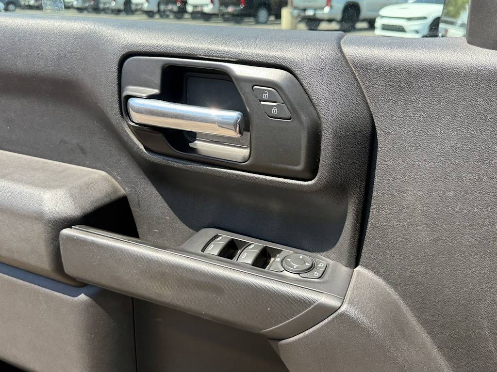 Thumbnail: 2021 Chevrolet Silverado 1500 - 20