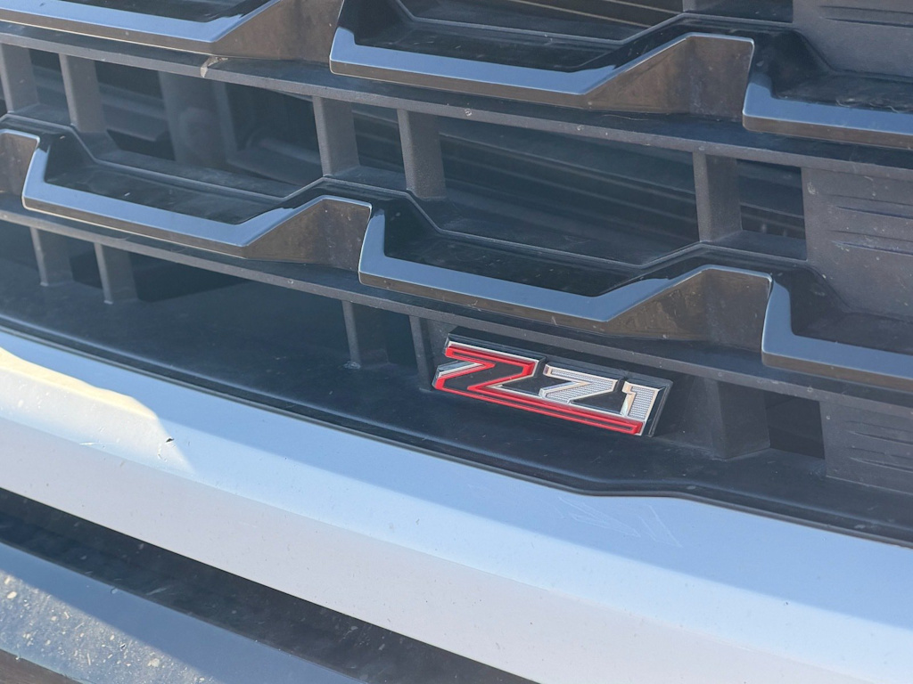 Thumbnail: 2023 Chevrolet Silverado 1500 - 13