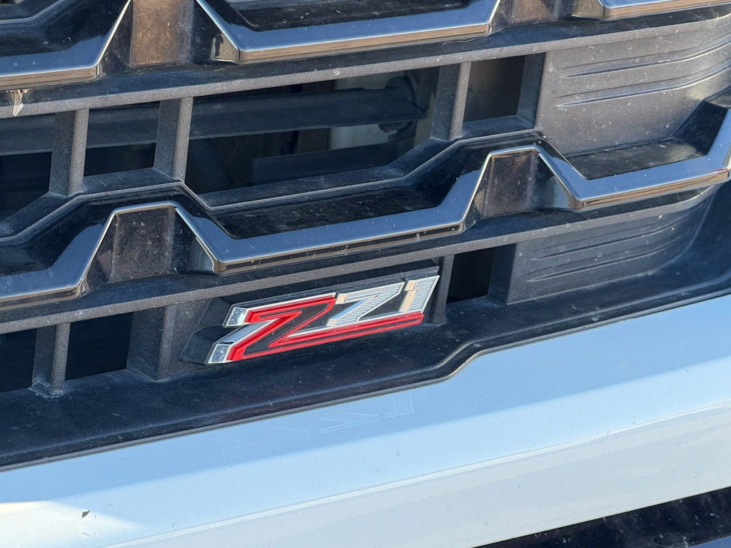Thumbnail: 2023 Chevrolet Silverado 1500 - 19