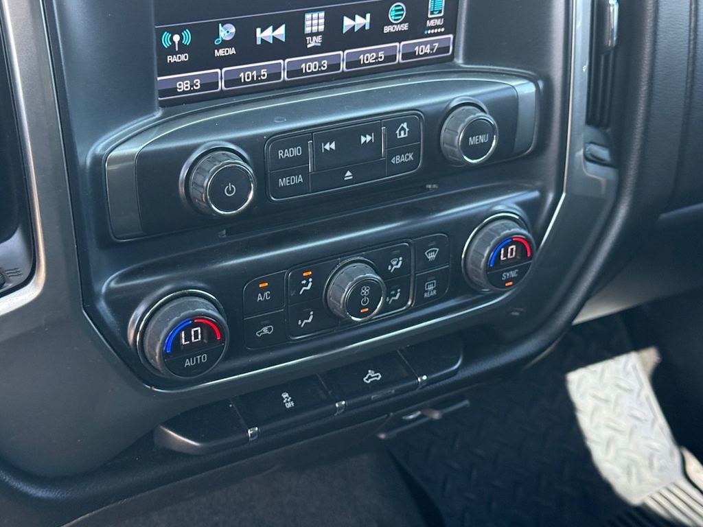 Thumbnail: 2018 Chevrolet Silverado 1500 - 20