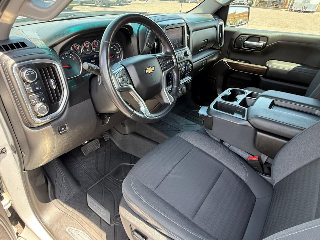 Thumbnail: 2021 Chevrolet Silverado 1500 - 2
