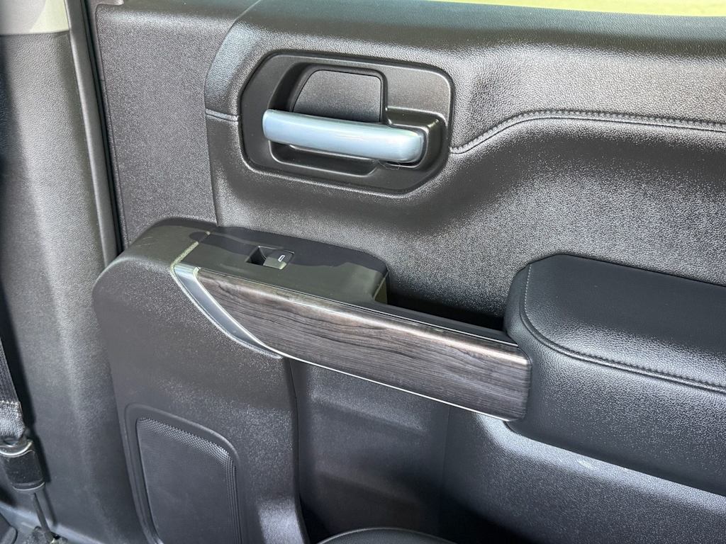 Thumbnail: 2021 Chevrolet Silverado 1500 - 18