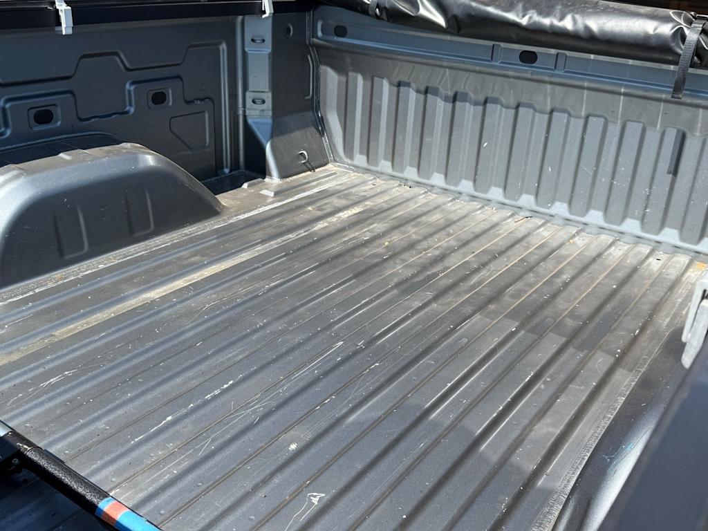 Thumbnail: 2021 Chevrolet Silverado 1500 - 9