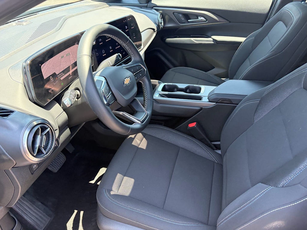 Thumbnail: 2026 Chevrolet Equinox - 9