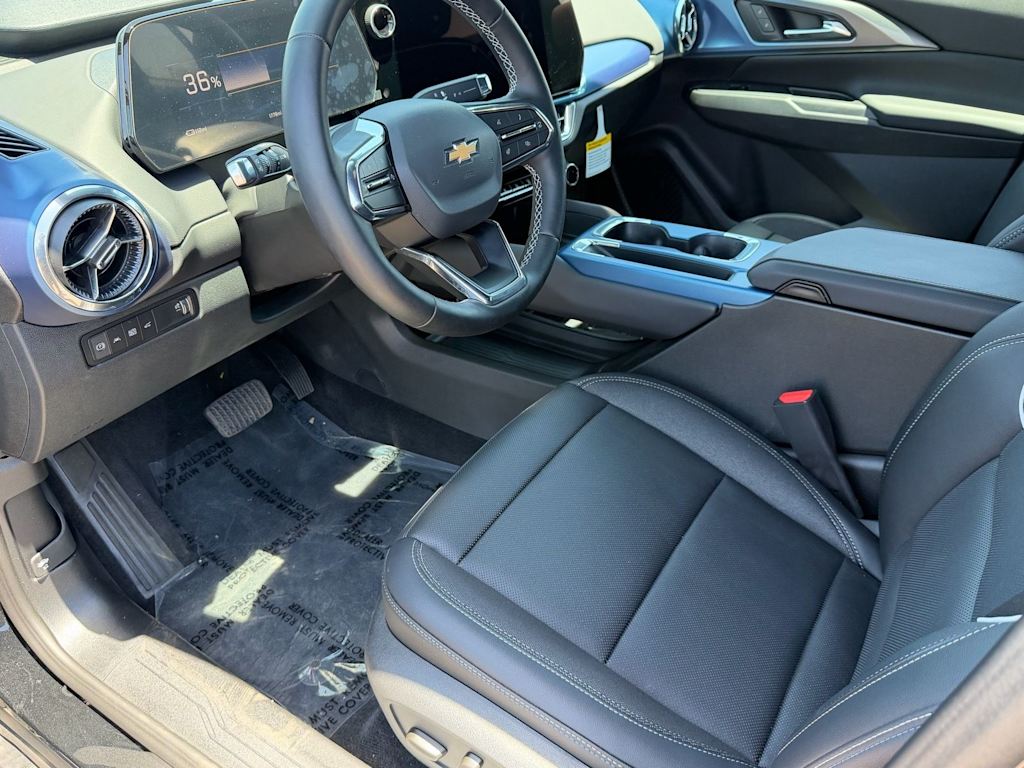 Thumbnail: 2026 Chevrolet Equinox - 24