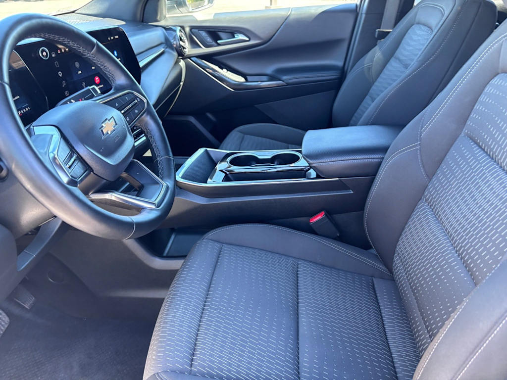 Thumbnail: 2025 Chevrolet Equinox - 11