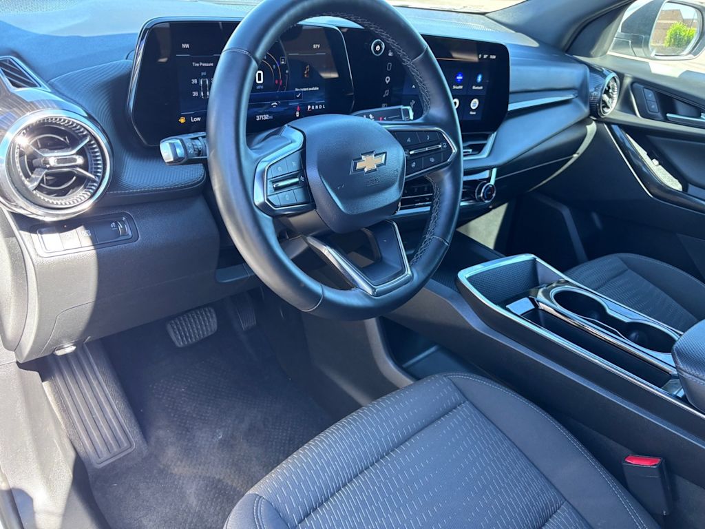 Thumbnail: 2025 Chevrolet Equinox - 2