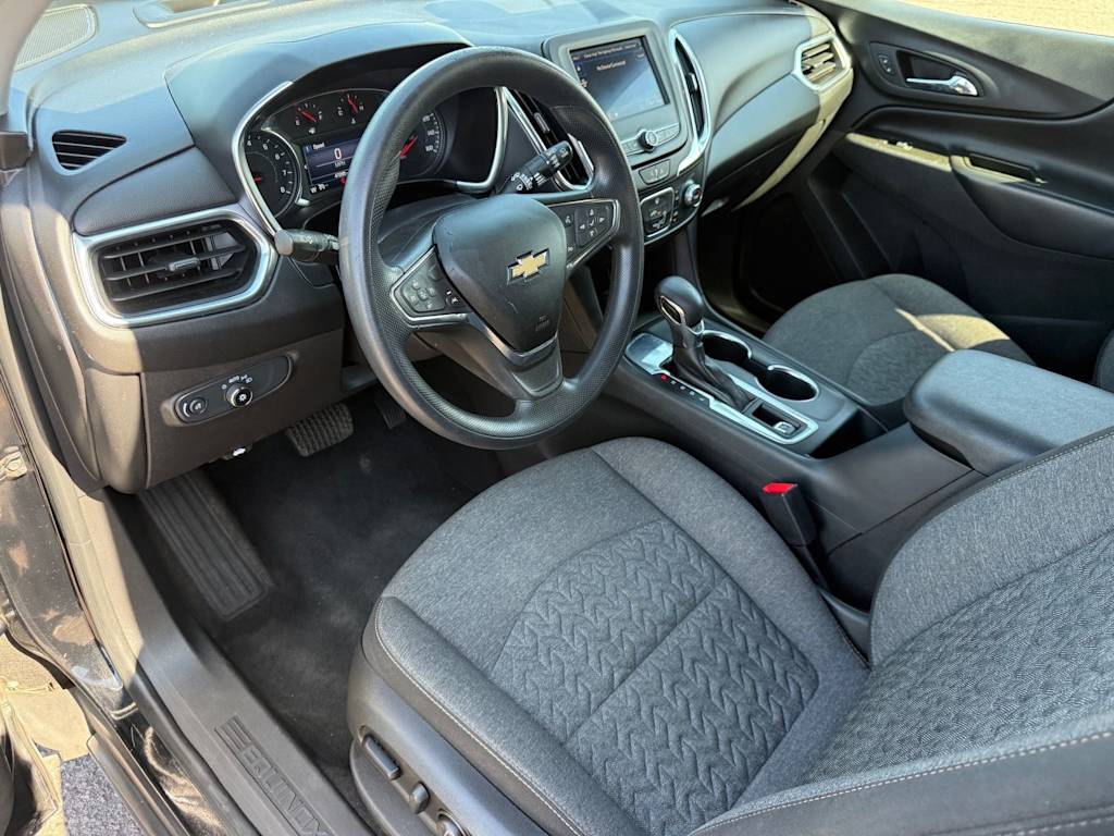 Thumbnail: 2023 Chevrolet Equinox - 6