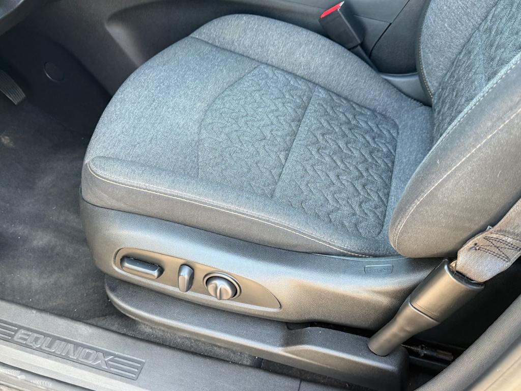 Thumbnail: 2023 Chevrolet Equinox - 18
