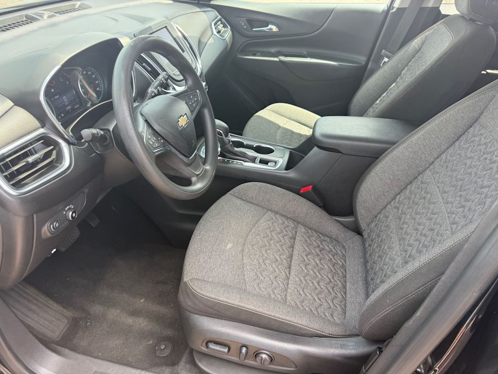 Thumbnail: 2023 Chevrolet Equinox - 9