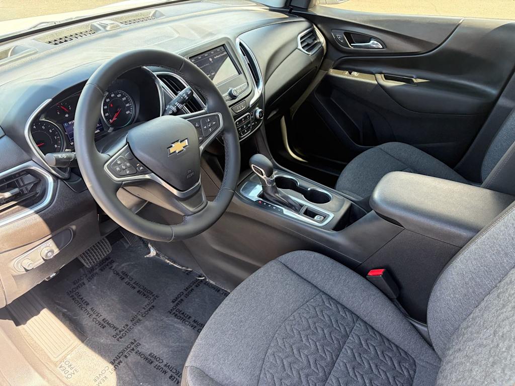 Thumbnail: 2023 Chevrolet Equinox - 2