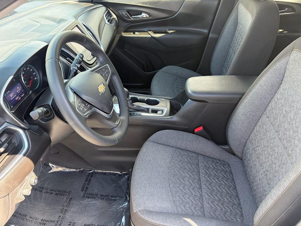 Thumbnail: 2023 Chevrolet Equinox - 9