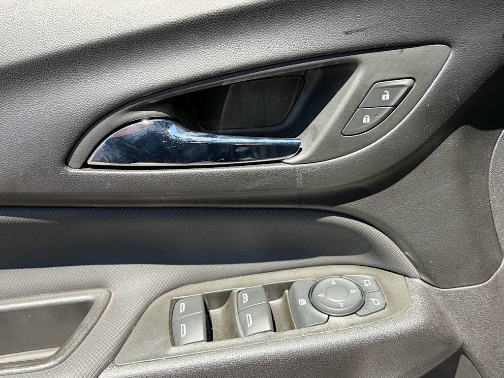 Thumbnail: 2024 Chevrolet Equinox - 15