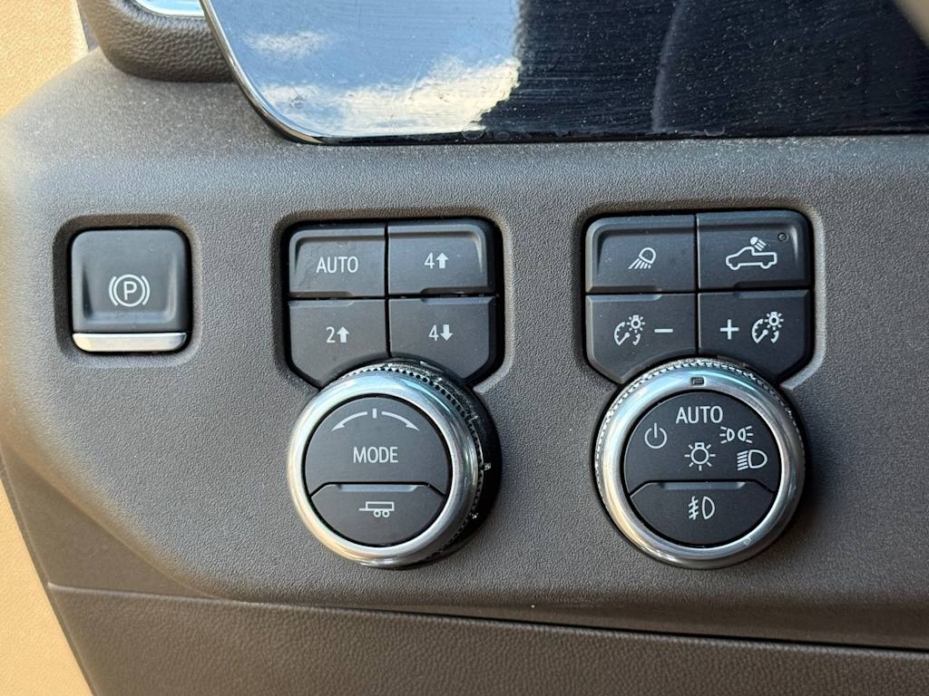 Thumbnail: 2024 GMC Sierra 1500 - 23