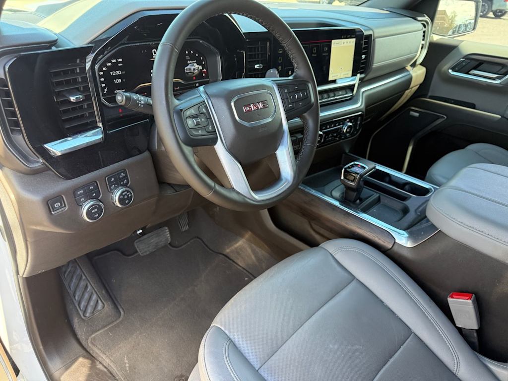 Thumbnail: 2024 GMC Sierra 1500 - 2